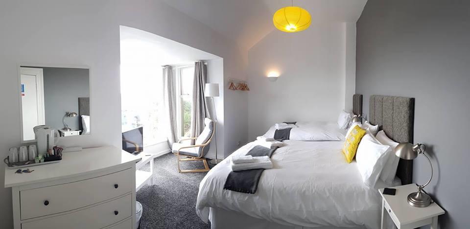 Glan-Neigr Bar Hotel Rhosneigr Ngoại thất bức ảnh